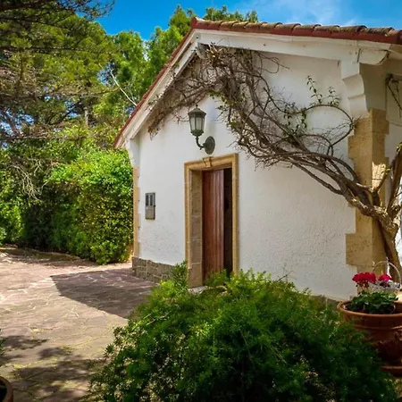 Вилла 5 Bedrooms Villa At Denia 50 M Away From The Beach With Private Pool Furnished Terrace And Wifi