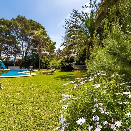 5 Bedrooms Villa At Denia 50 M Away From The Beach With Private Pool Furnished Terrace And Wifi * Дения