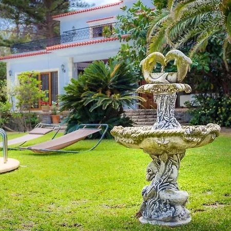 Вилла 5 Bedrooms Villa At Denia 50 M Away From The Beach With Private Pool Furnished Terrace And Wifi Дения