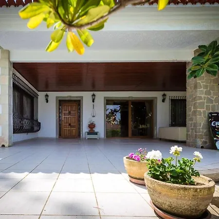 5 Bedrooms Villa At Denia 50 M Away From The Beach With Private Pool Furnished Terrace And Wifi Вилла *
