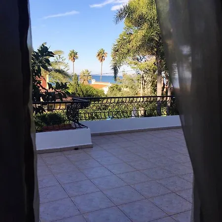 Вилла 5 Bedrooms Villa At Denia 50 M Away From The Beach With Private Pool Furnished Terrace And Wifi *